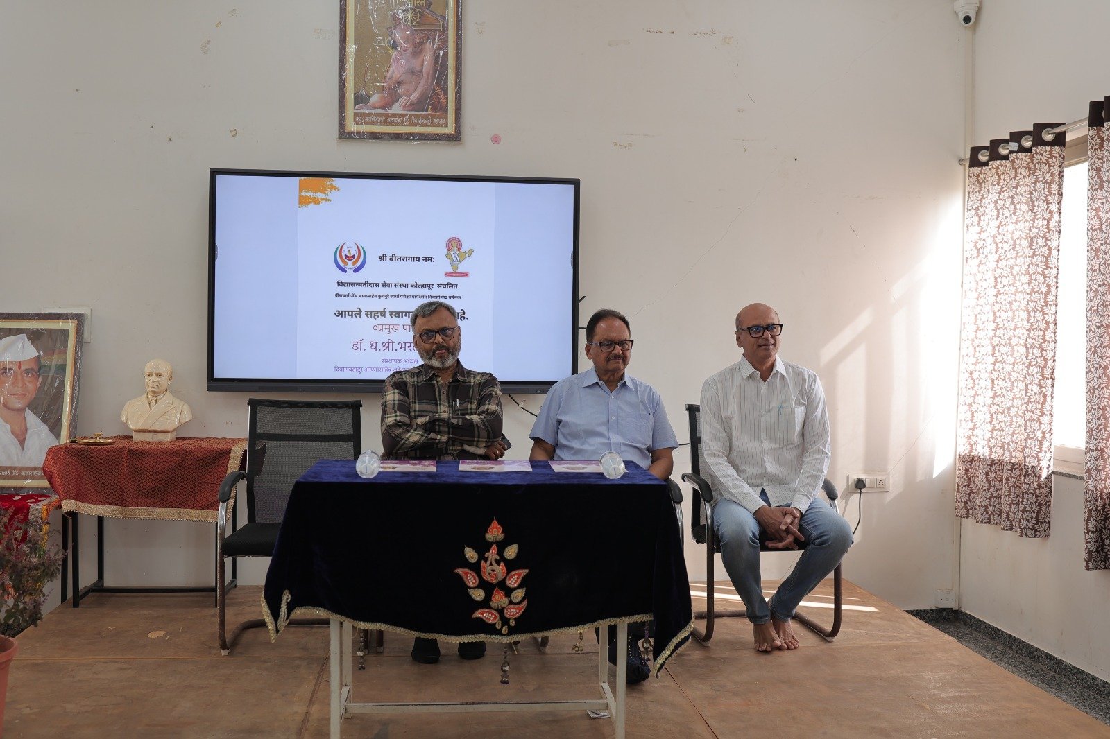 Animated Card Hover Effect Html & CSS